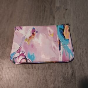 Ispy Colorful Abstract Clutch